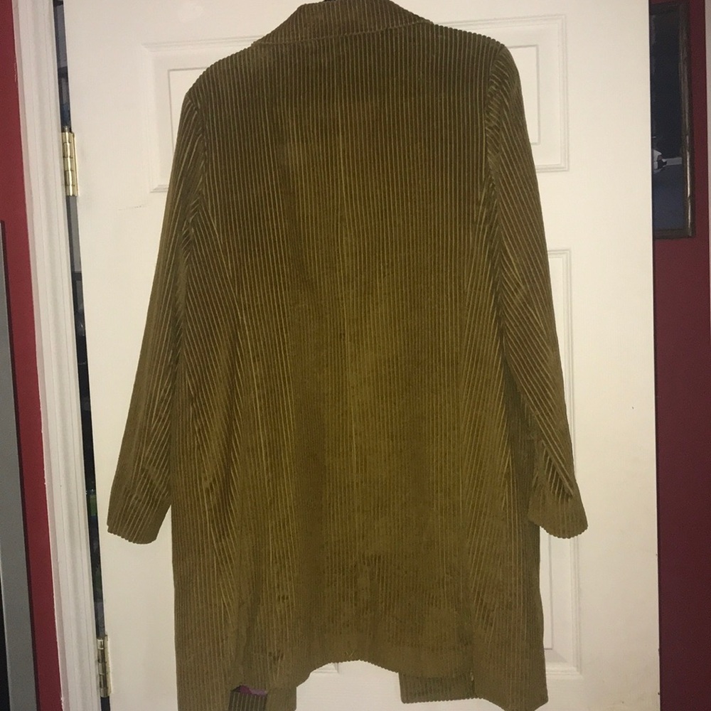 Jacket - Picture 4 of 4